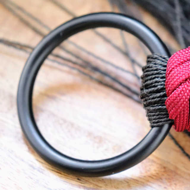 Burgundy's Claw - products.floggers.ring.ring-dark-steel-mat