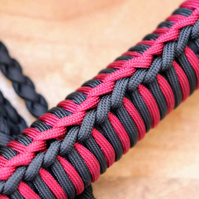L'Obsidienne - products.floggers.handle.