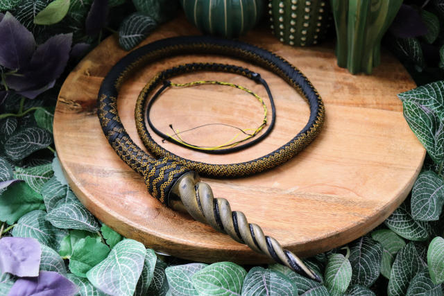 Whip Unicord Gold