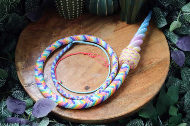 Whip N°252
