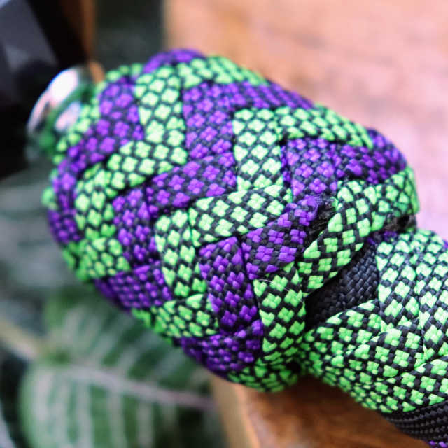Tara - Select the knob knot