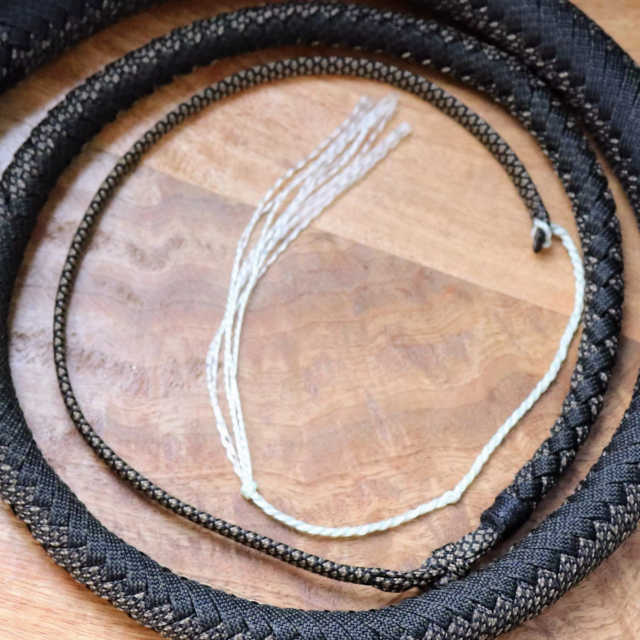 Snakeish - products.whips.whip-end.undefined