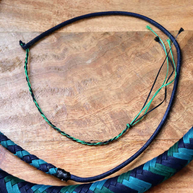 La Nixe - products.whips.whip-end.undefined