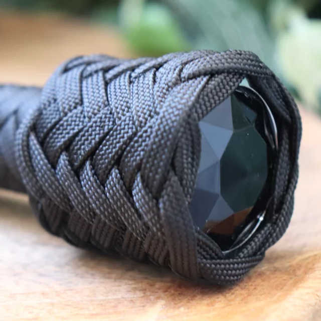 All Black - Select the knob knot