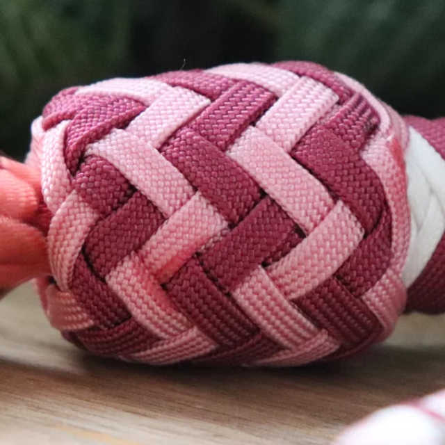 Dancer - Select the knob knot