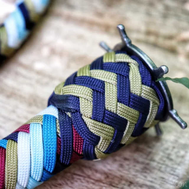 Navy - Select the knob knot