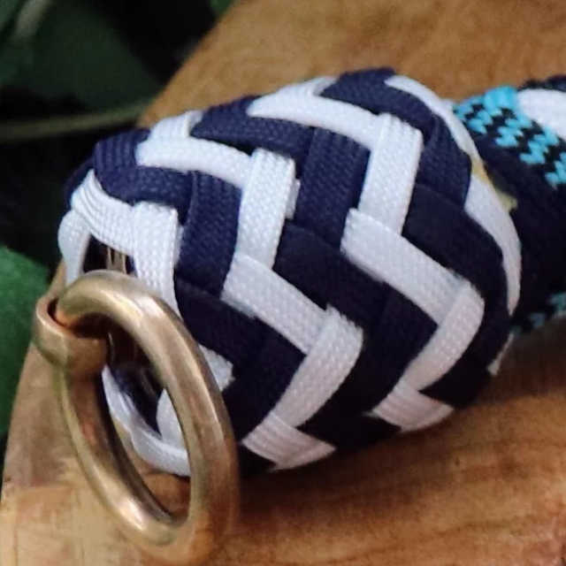 Ocean's Ring - Select the knob knot