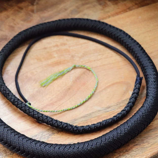 Silver Line - products.whips.whip-end.undefined