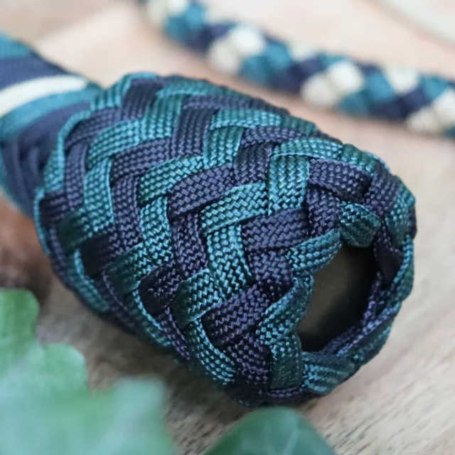 Serpentard - Select the knob knot