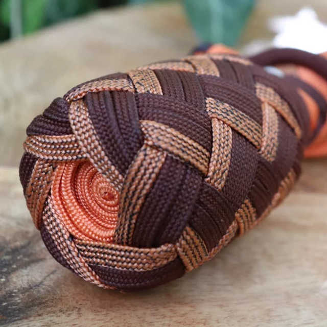 Foxy - Select the knob knot