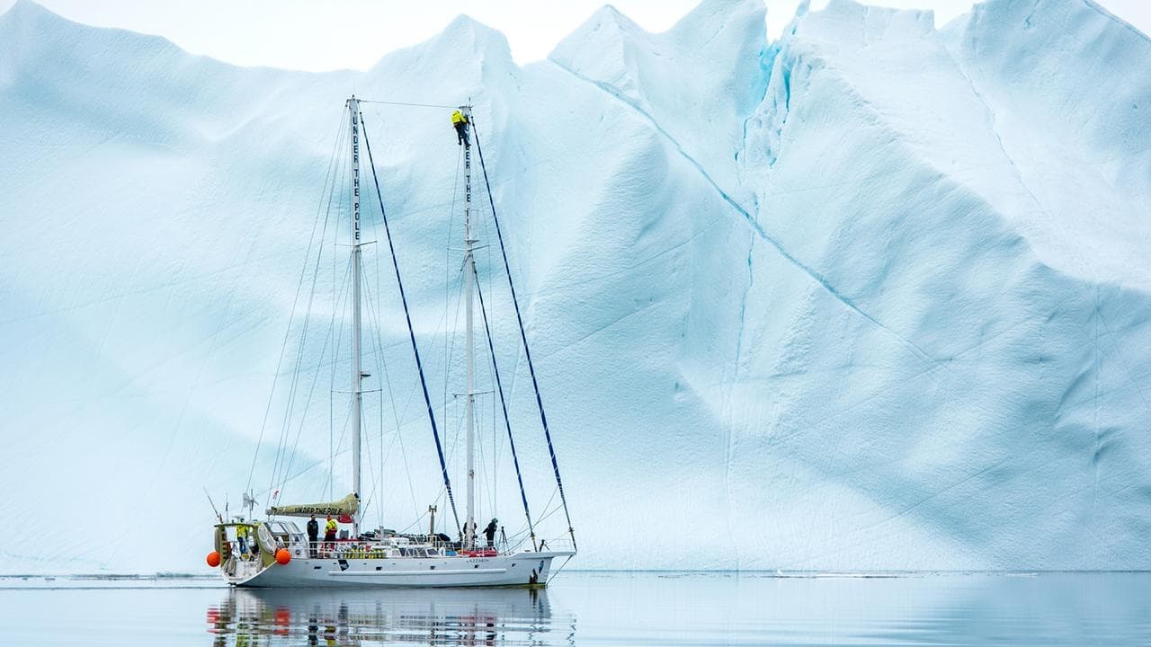 Under The Pole : Lumière Sous l'Arctique