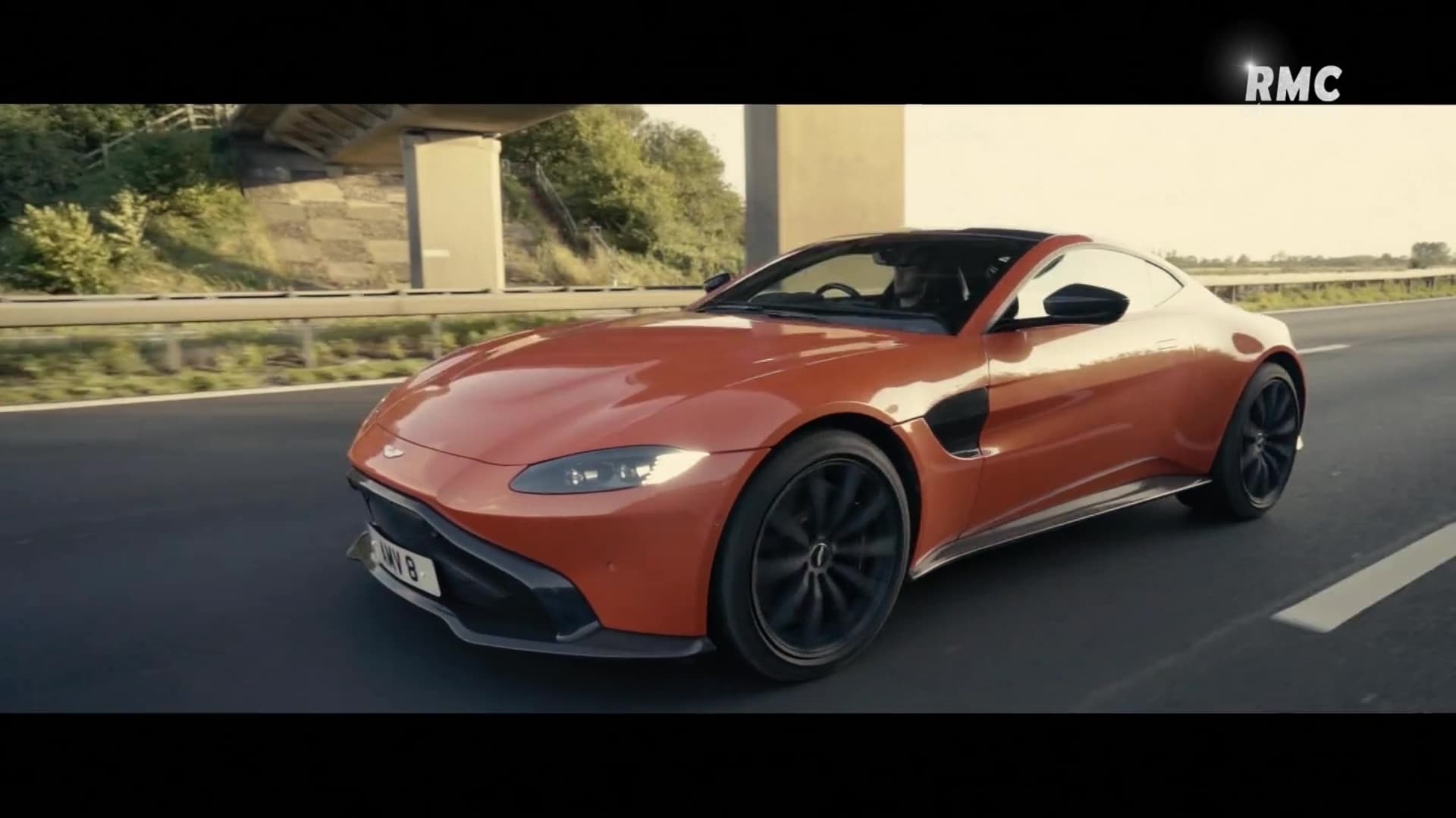 Aston Martin V8 Vantage - Inside the Factory