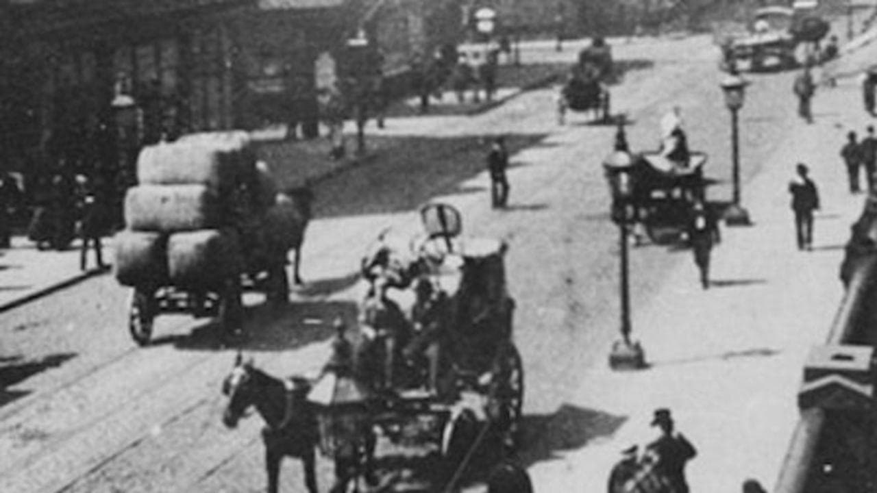 Traffic Crossing Leeds Bridge