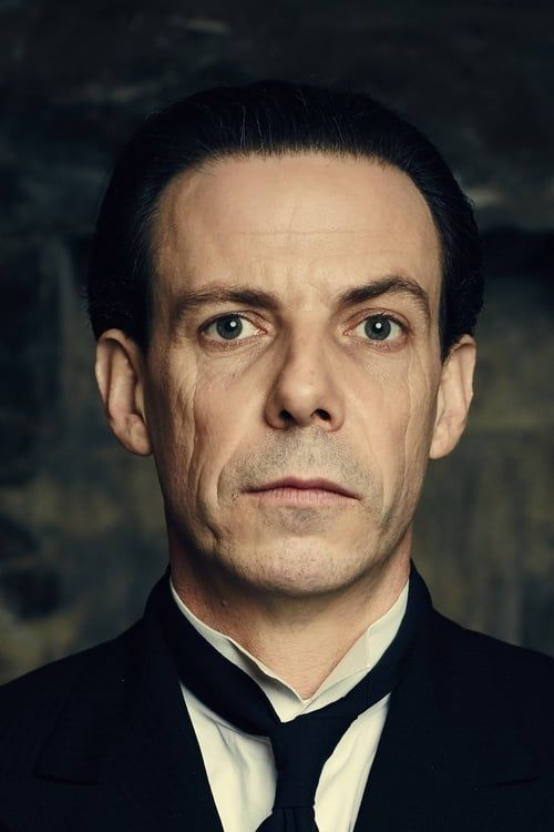 Noah Taylor