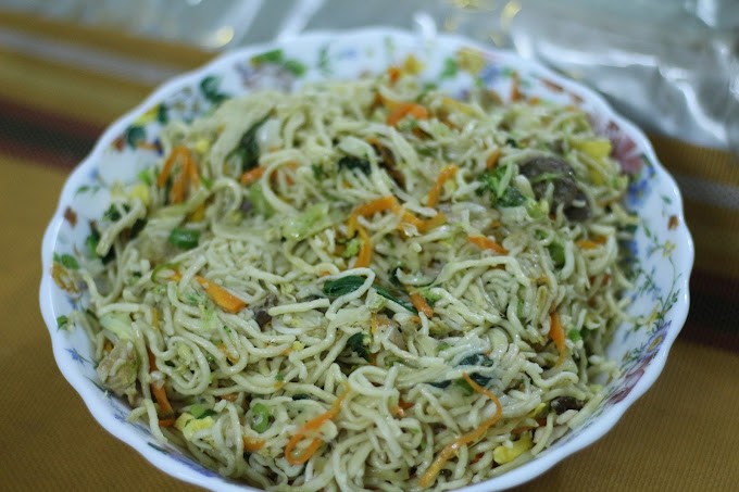  Chicken Chow Mein 