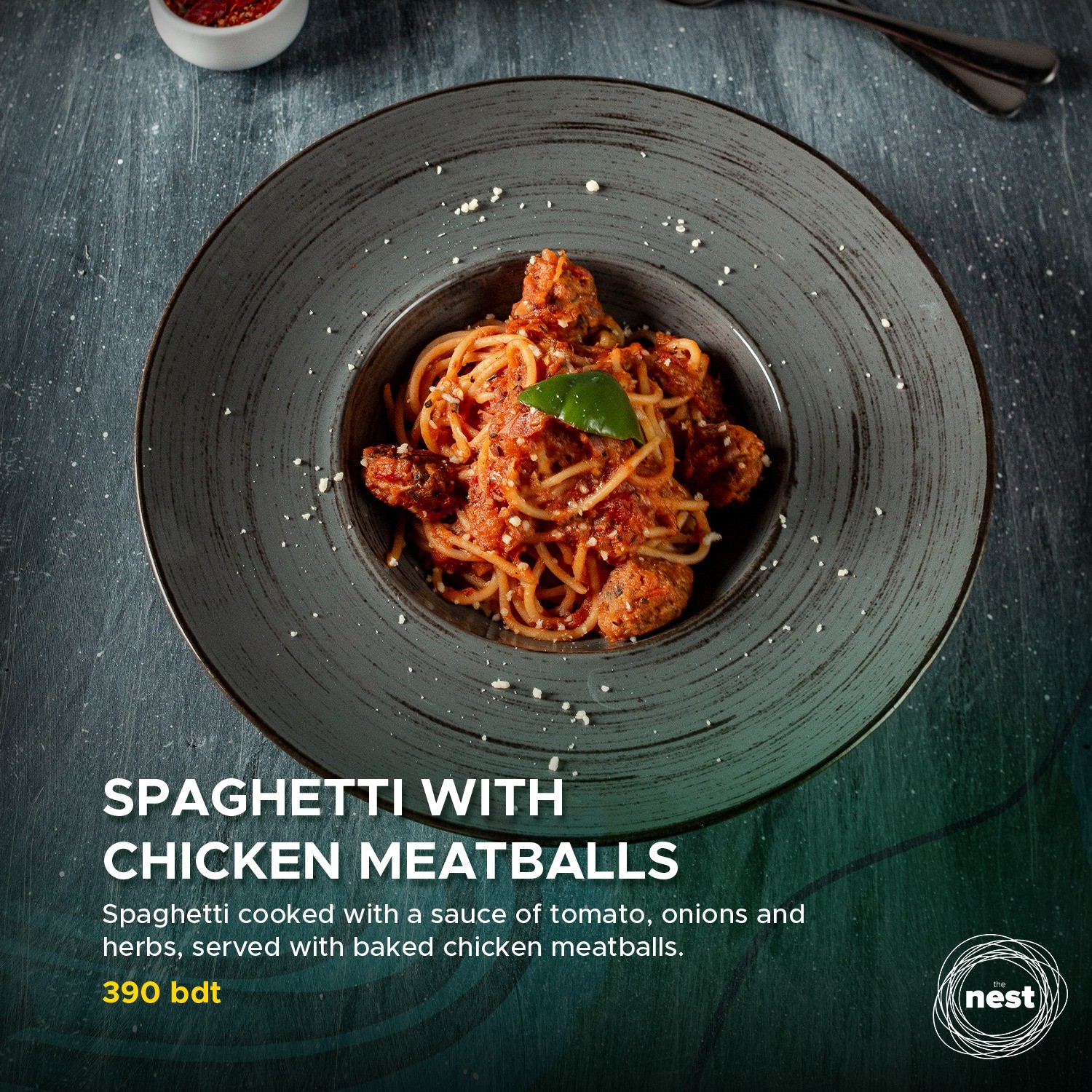 SPAGHETTI WITH CHICKEN MEATBALLS