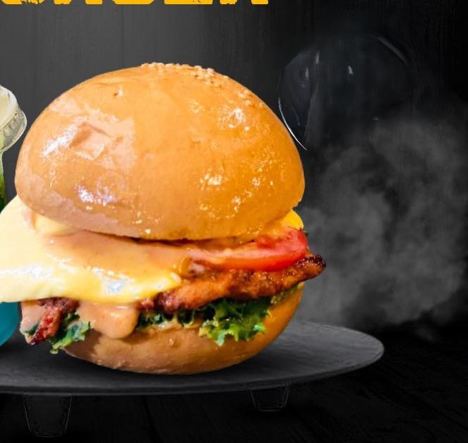 Grilled Chicken Cheese Burger