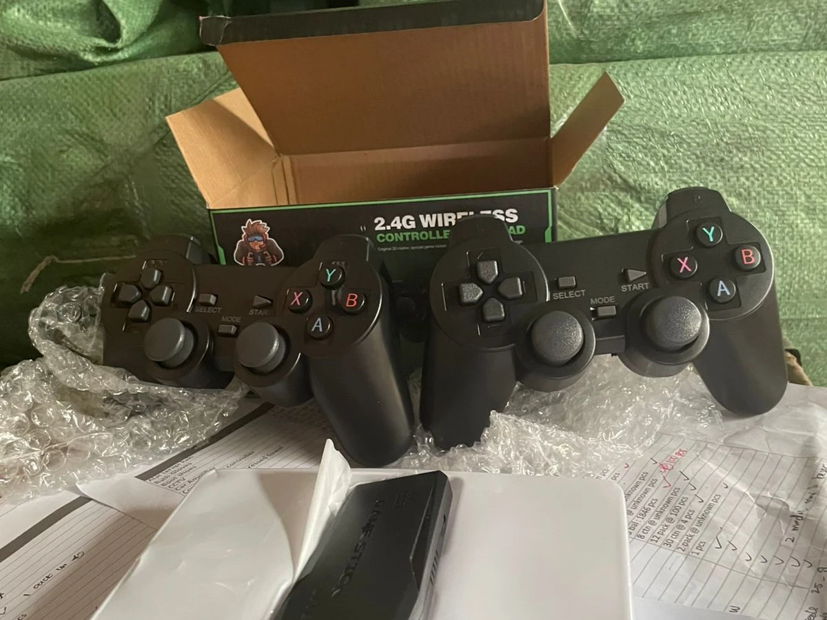 Console game controller