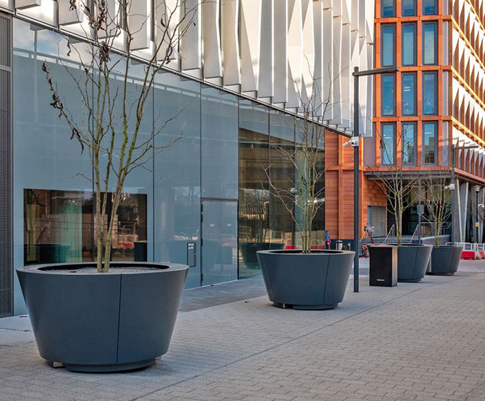 Planters_with adjustable feet - Imperial College West