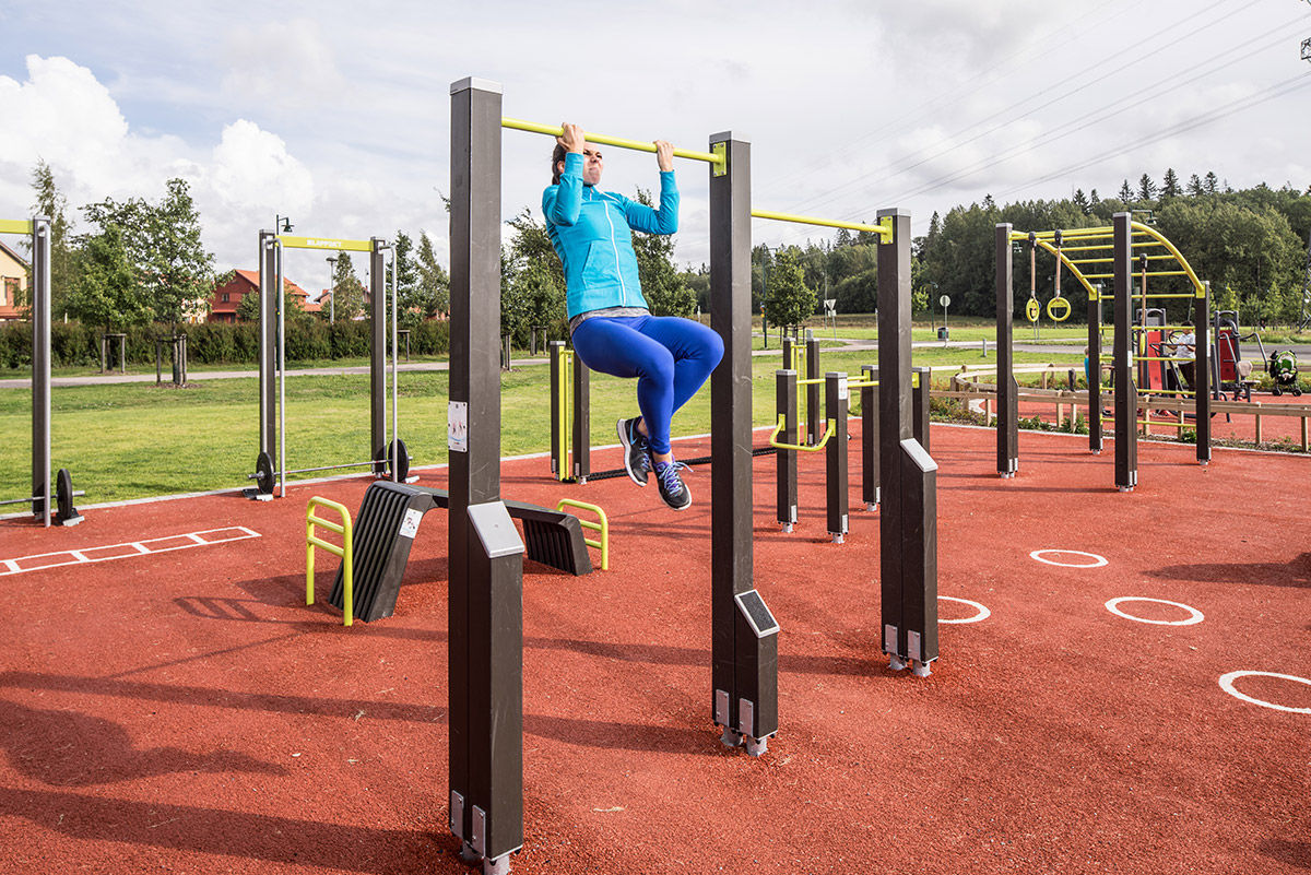 Pull up bar