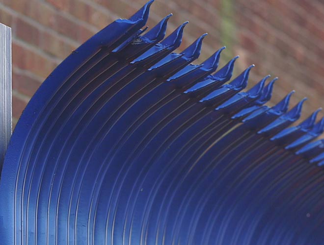Curved palisade option