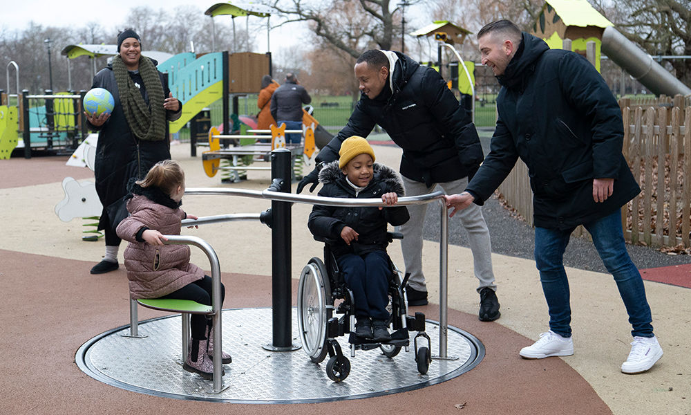 An inclusive wheelchair roundabout in action (J2409)