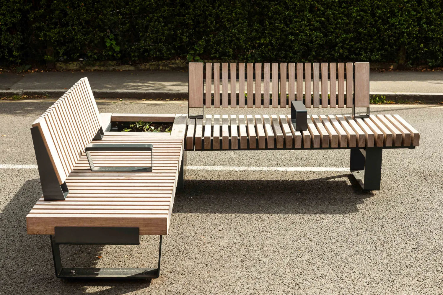 RailRoad modular seating and planter