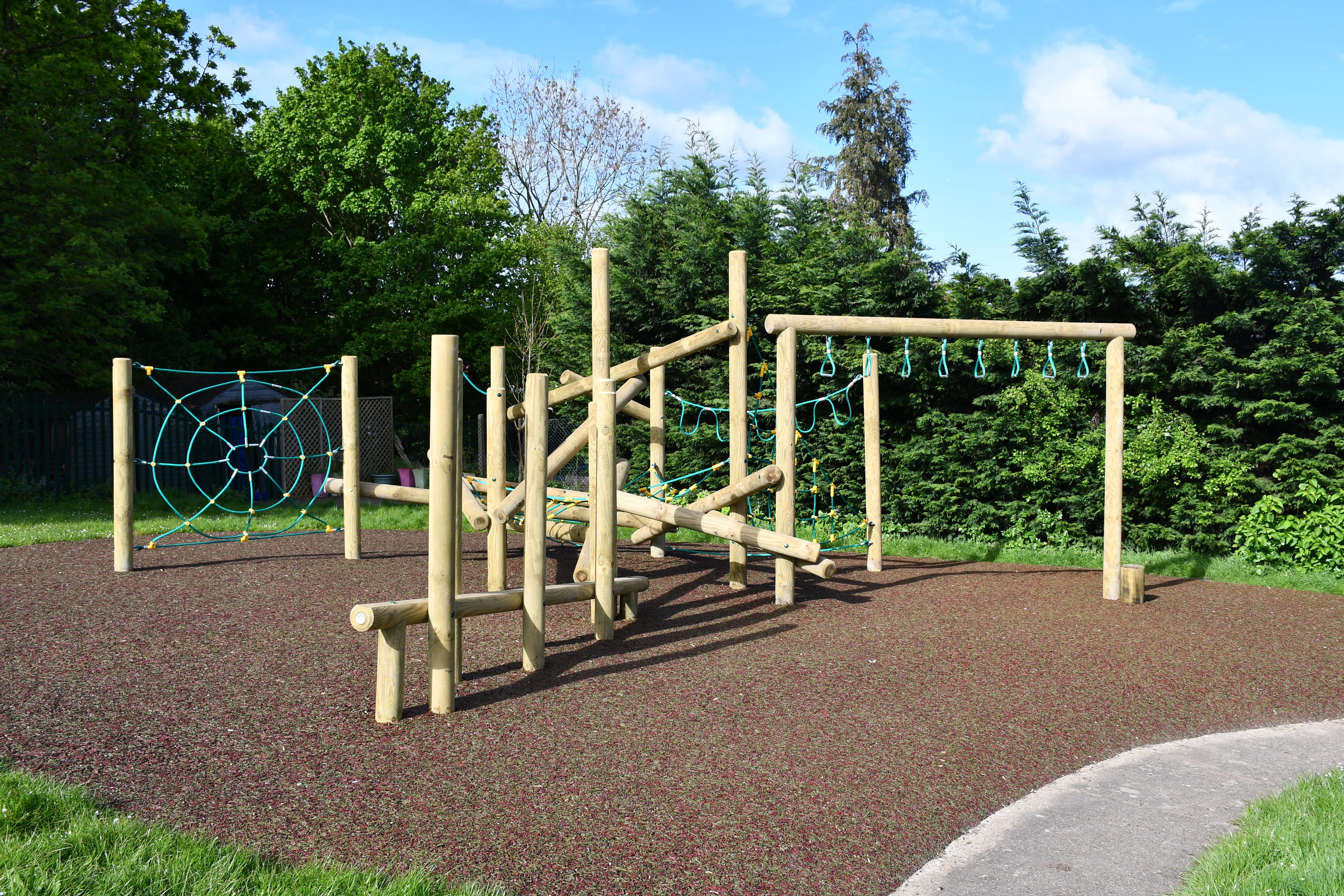 Natural Mixed Rubber Mulch Safer Surfacing with Play Equipment