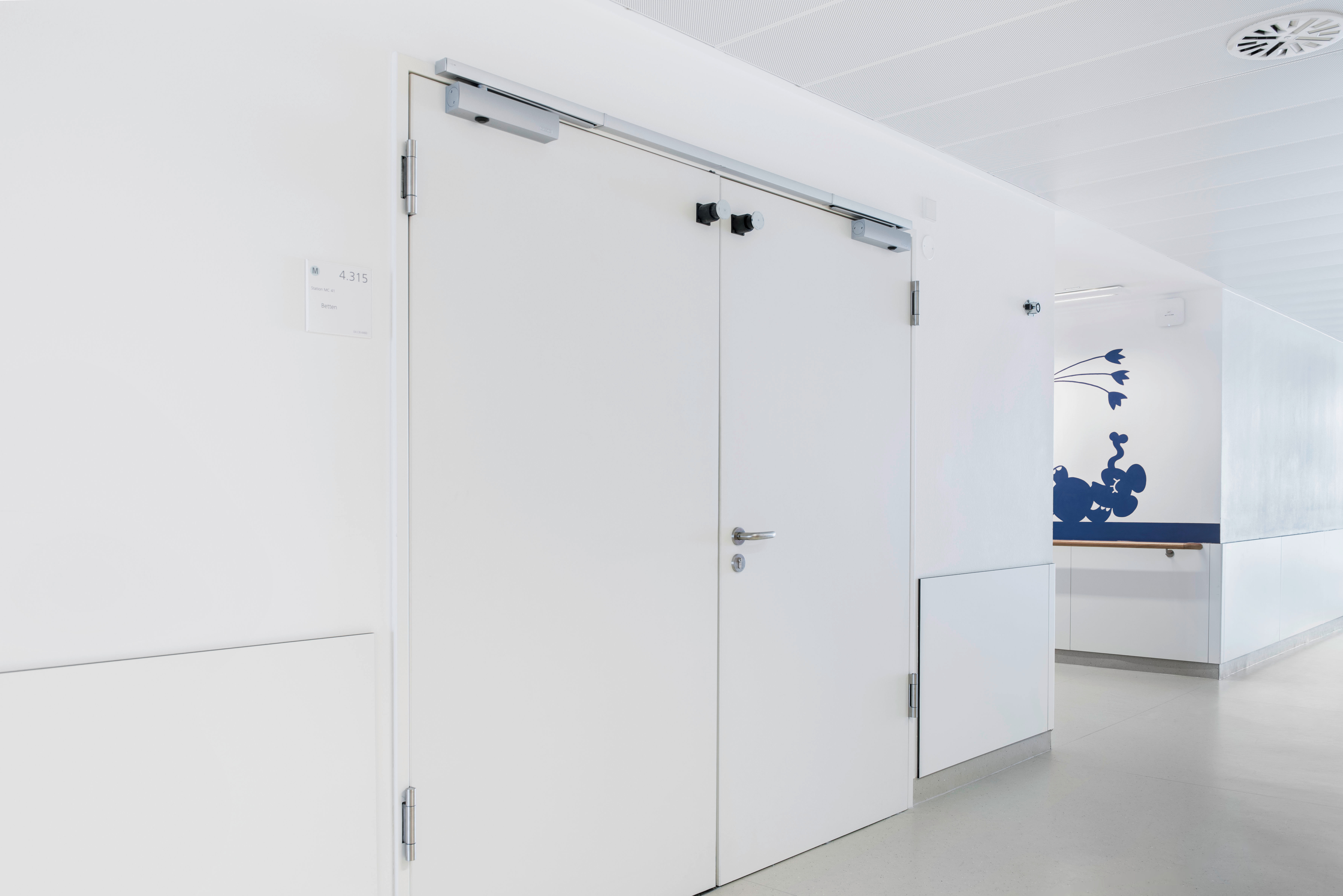 GEZE UK offers an extensive range of door closer systems for manual and fire protection doors