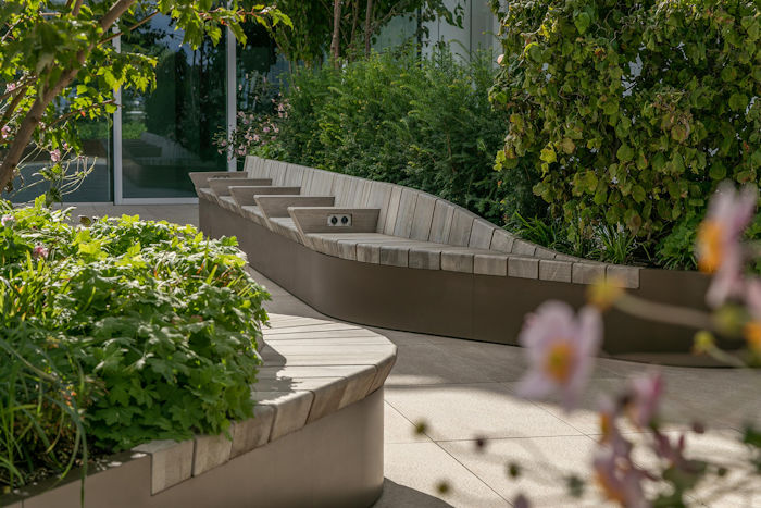 Raaft planters and seating - London Wall