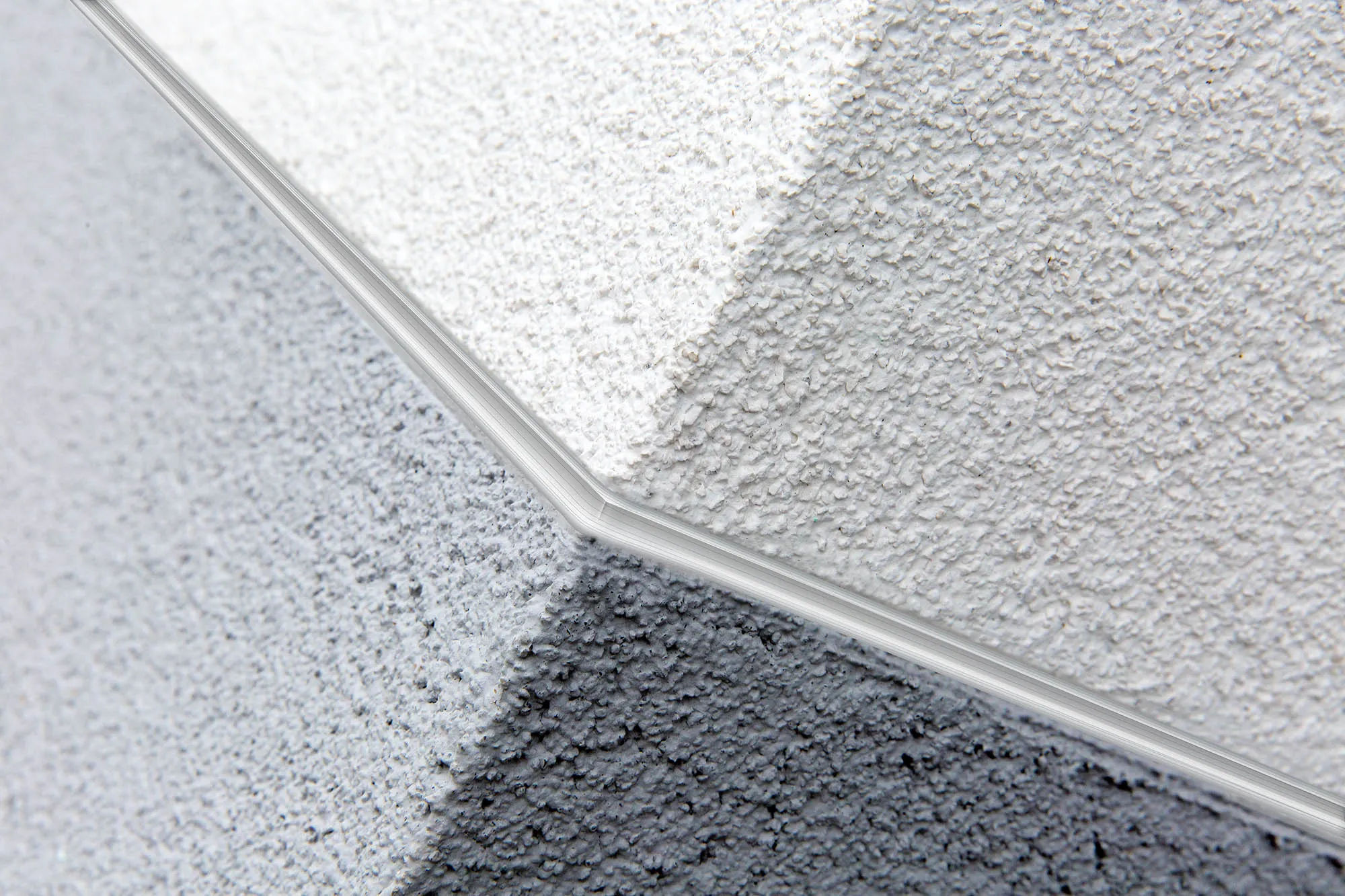 Renderplas PVCu render beads provide an aesthetically-pleasing finish