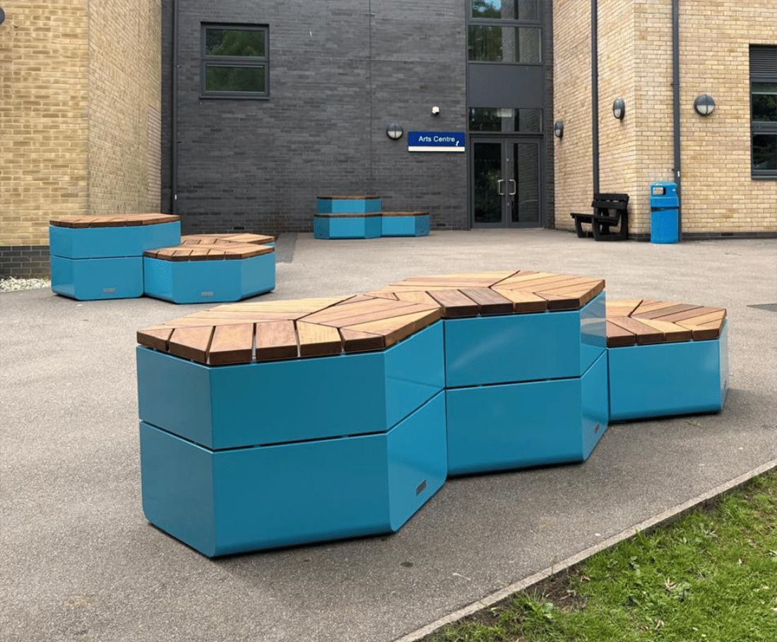 Rosenlund modular seating places in groups in school outdoor area