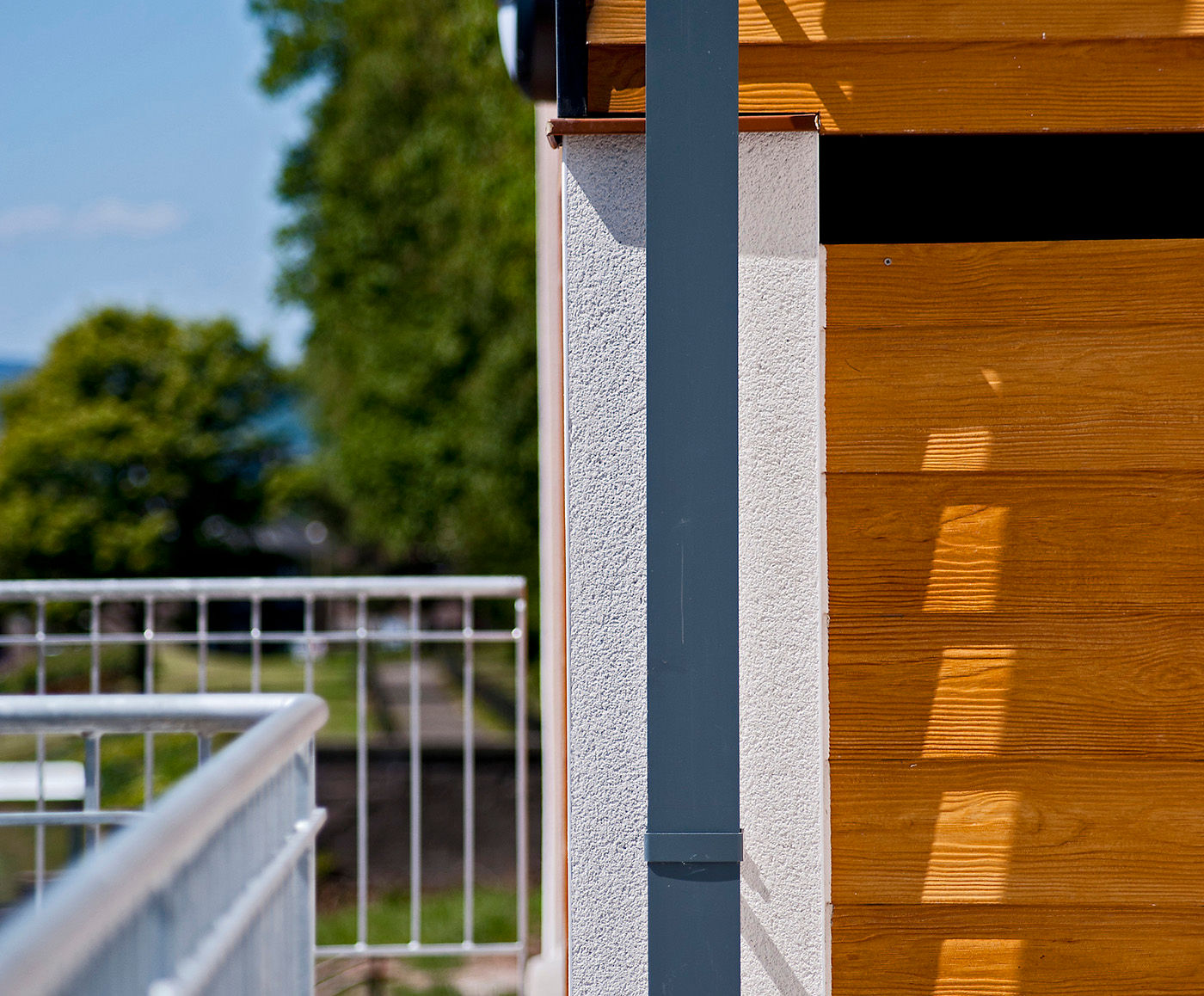 Renderplas PVC beads are designed to blend in, leaving a clean, seamless finish.