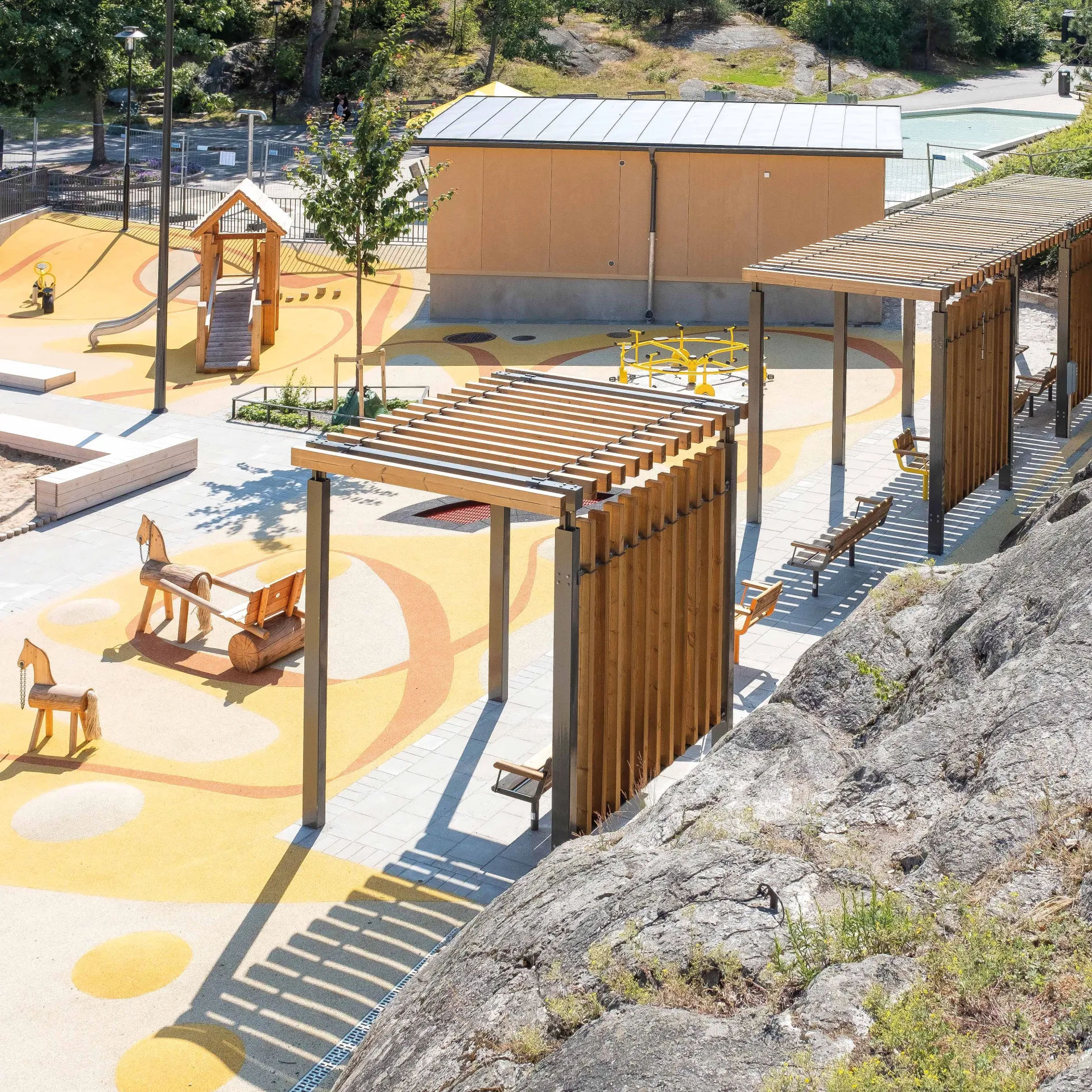 Streetlife shades can be erected in straight and curved formats and create places to shelter, rest or relax