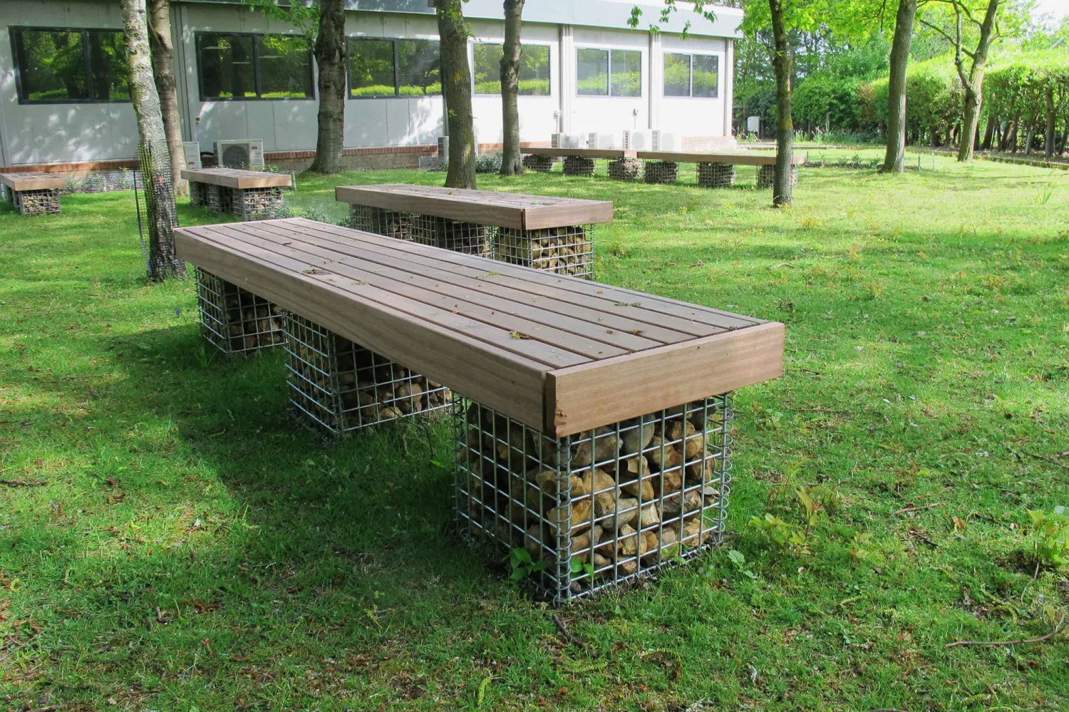 Elements benches with gabion supports at Stanway Quarry