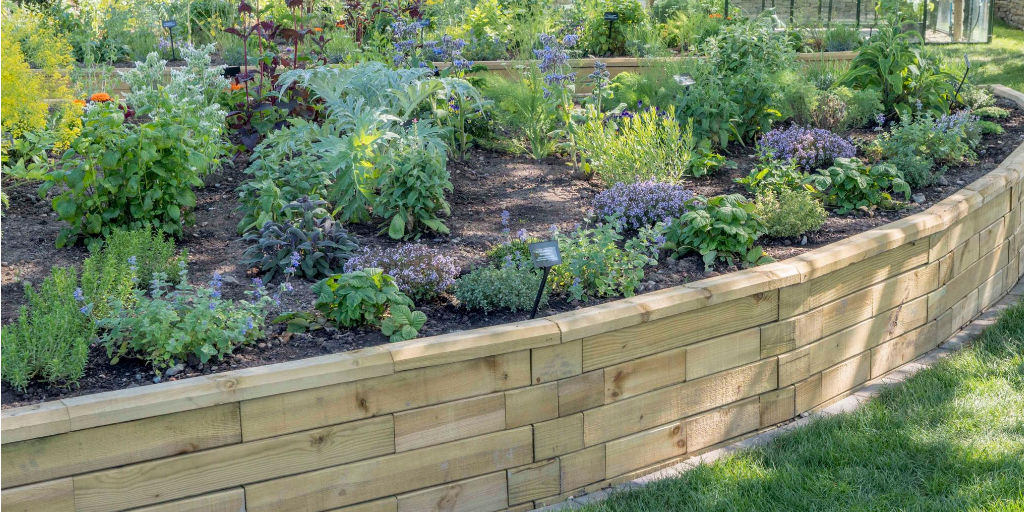 When to use a retaining wall | WoodBlocX