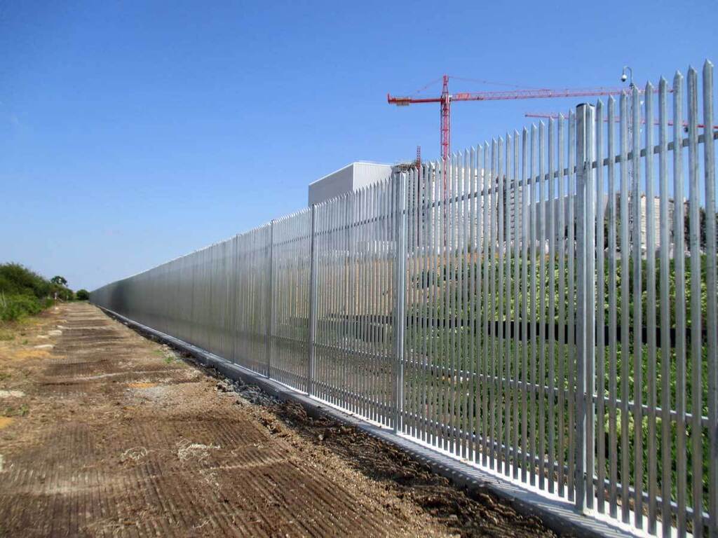 High security palisade fencing has its pros and cons