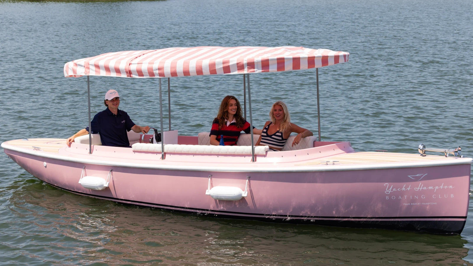 22ft 2025 "BARBIE" FUN BOAT 5