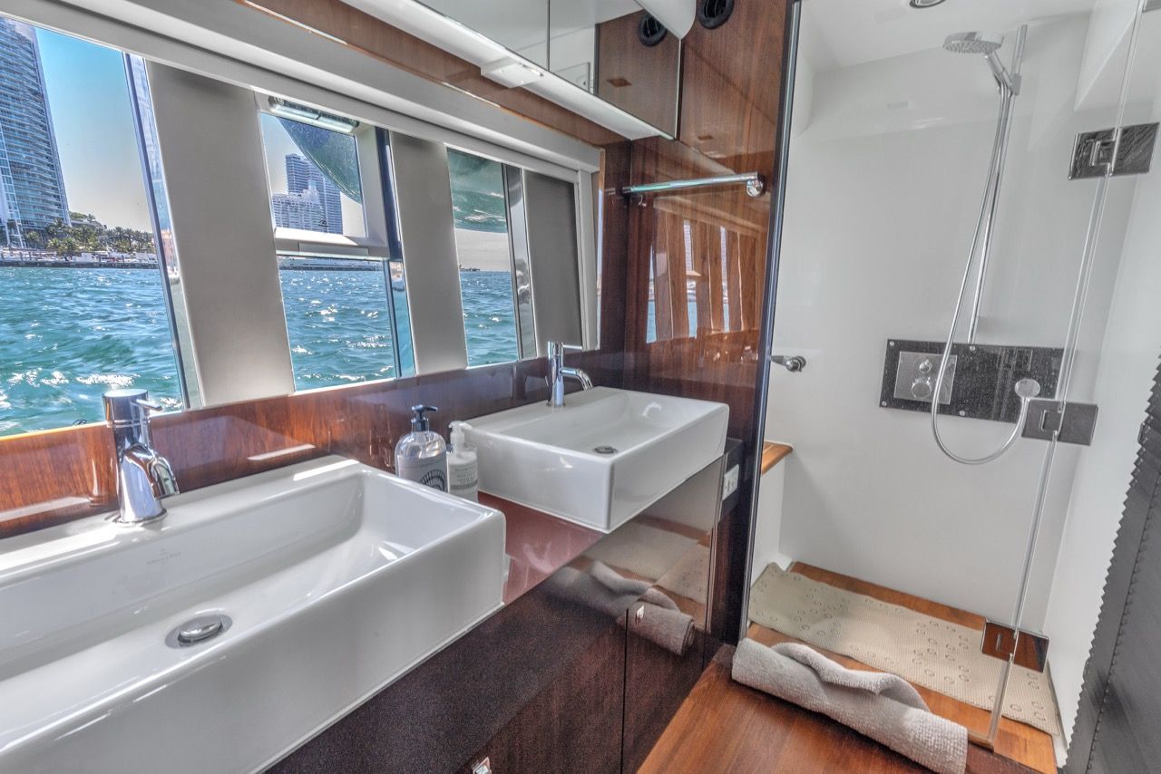 70ft Fairline Squadron