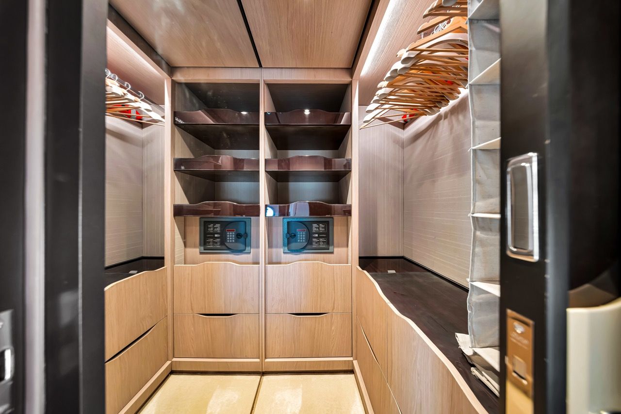 88ft Azimut