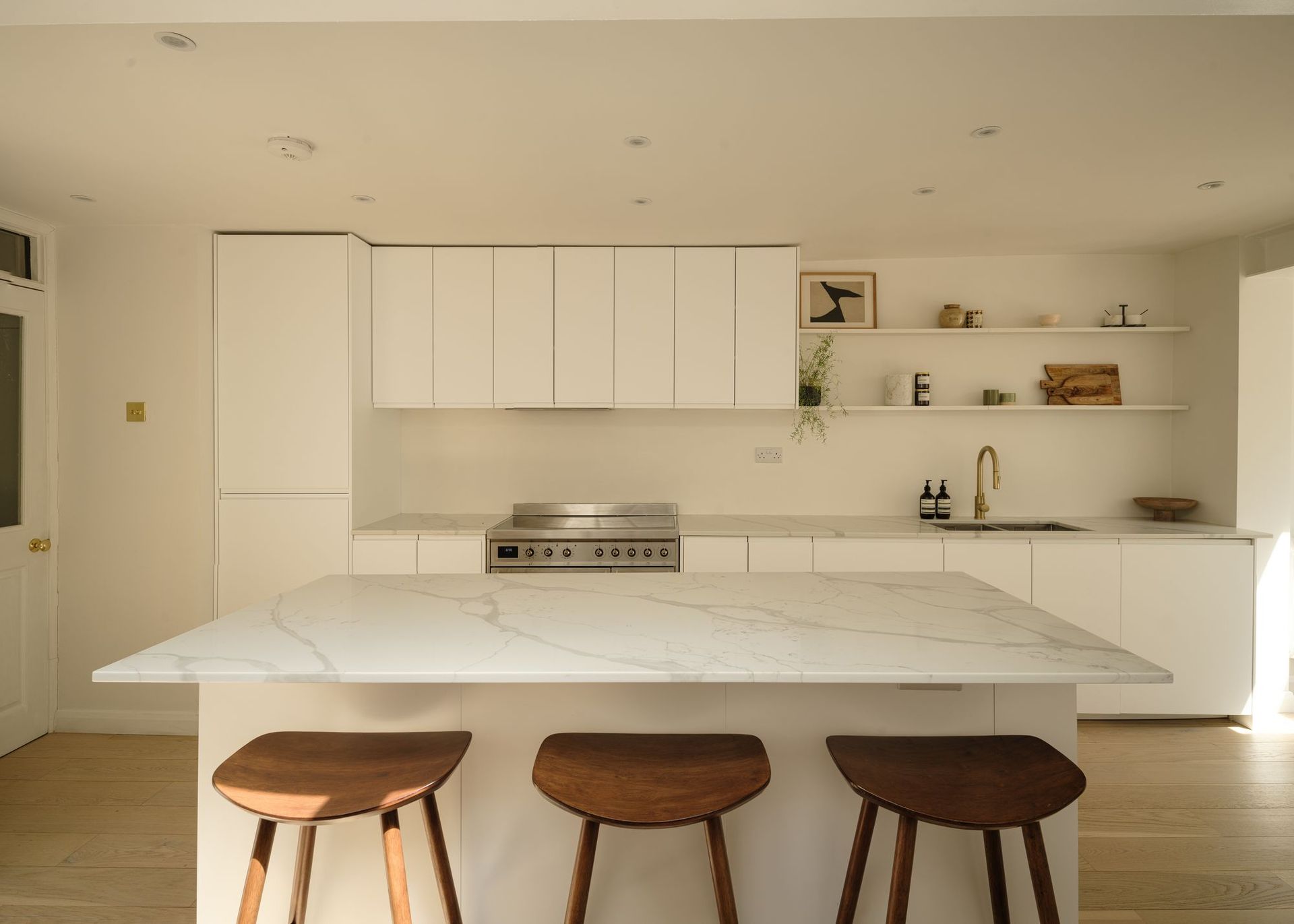 3 bed terraced house for sale in Pearcroft Road, Leytonstone, London, E11 - Property Image 1