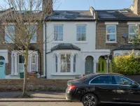 2 bed mid-terraced house for sale in Campus Road, Walthamstow, London, E17  - Property Image 1