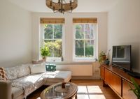 2 bed apartment for sale in Cavendish Mansions, Clapton Square, Hackney, E5  - Property Image 1