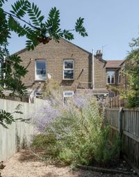 2 bed flat for sale in St. Annes Road, London, E11  - Property Image 2