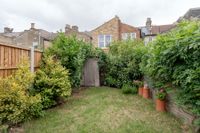 4 bed terraced house for sale in Frith Road, London, E11  - Property Image 35