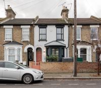 3 bed terraced house for sale in Kingsdown Road, Leytonstone, London, E11  - Property Image 35