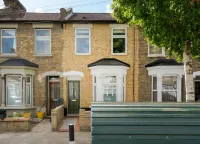 2 bed mid-terraced house to rent in Pevensey Road, Forest Gate, London, E7  - Property Image 1