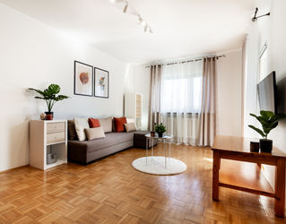 Zdjęcie nieruchomości 2 pok/kuchnia/balkon/komórka lokatorska/ Krzyki