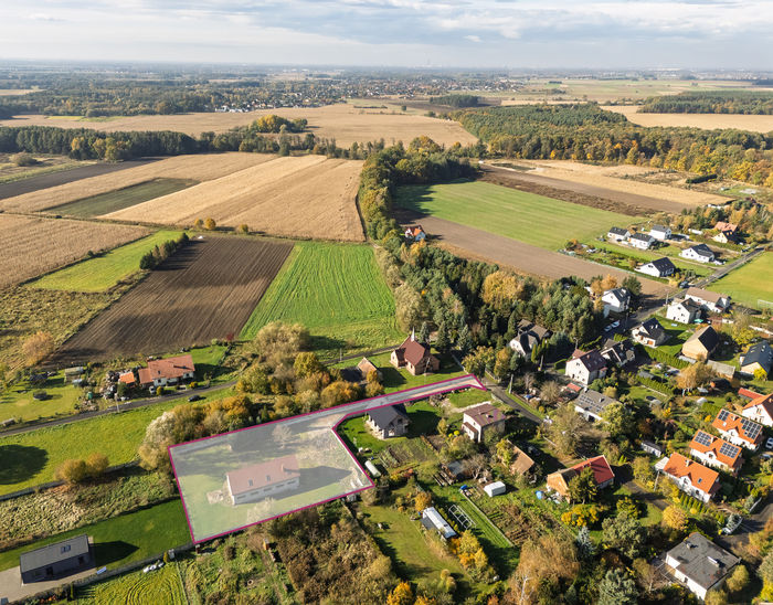 Zdjęcie nieruchomości Działka z potencjałem- dom/ agroturystyka