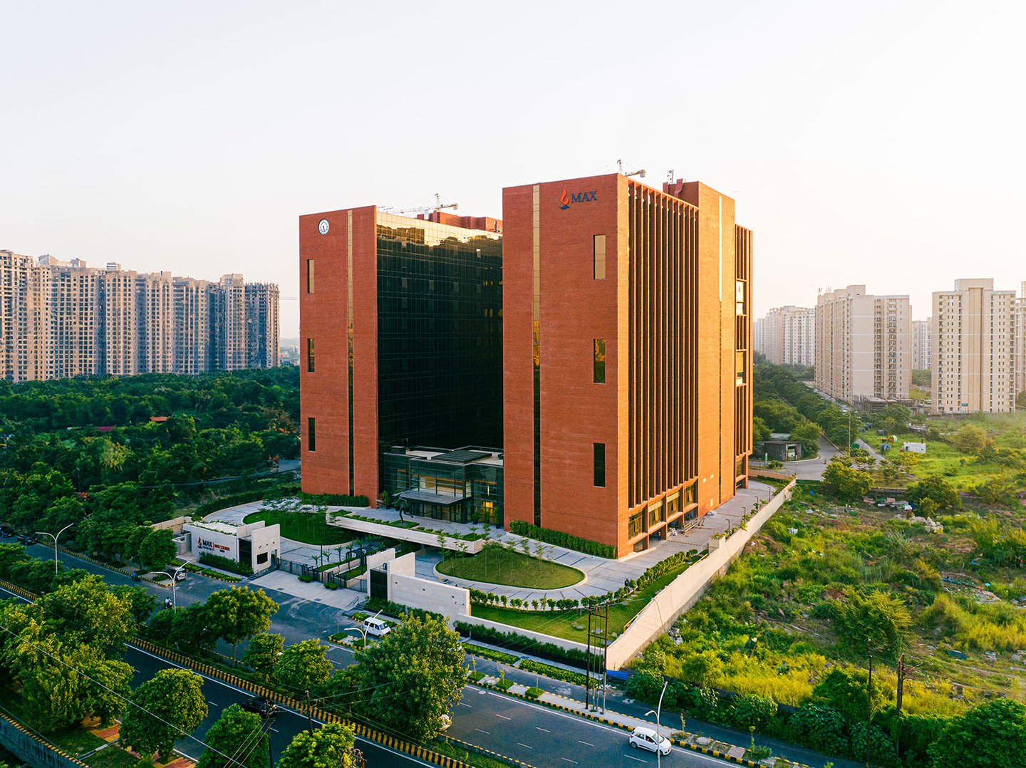 Office for Rent in Noida